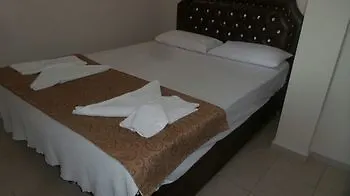 Muenih Otel Kusadası