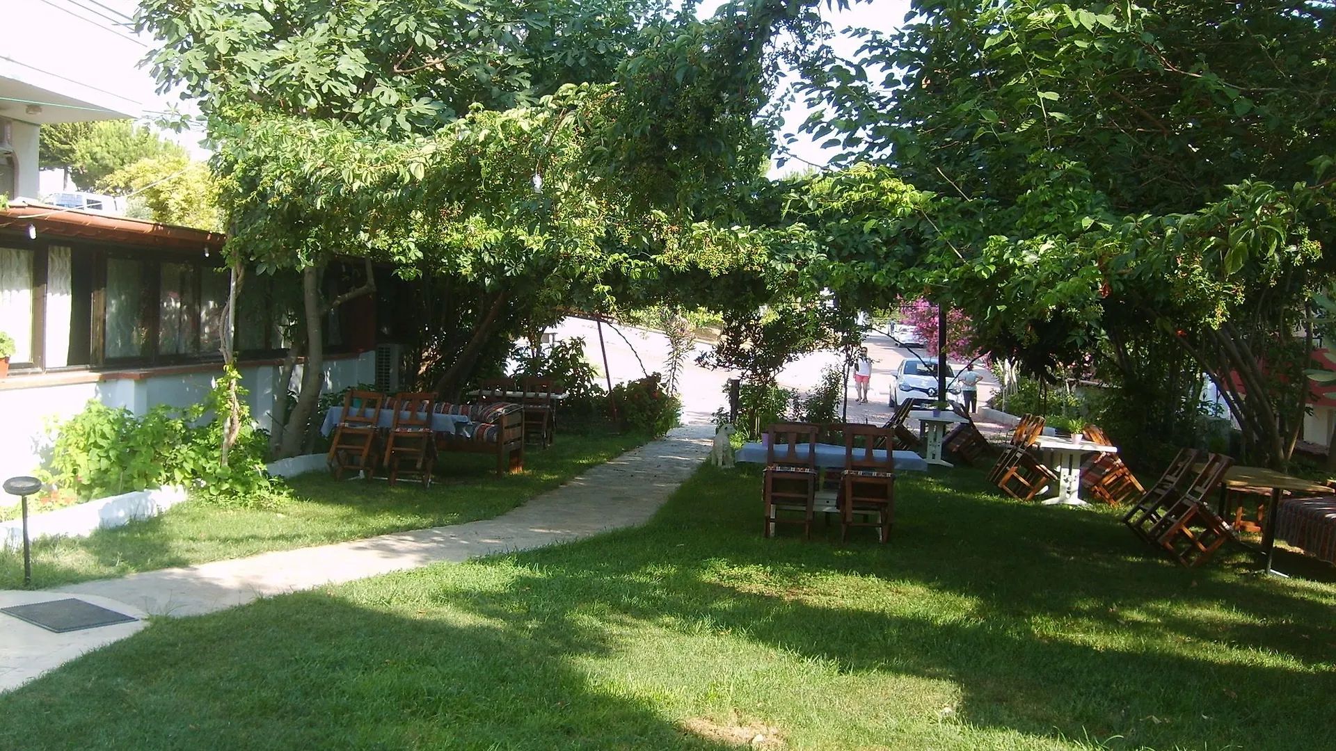 Muenih Otel Kusadası